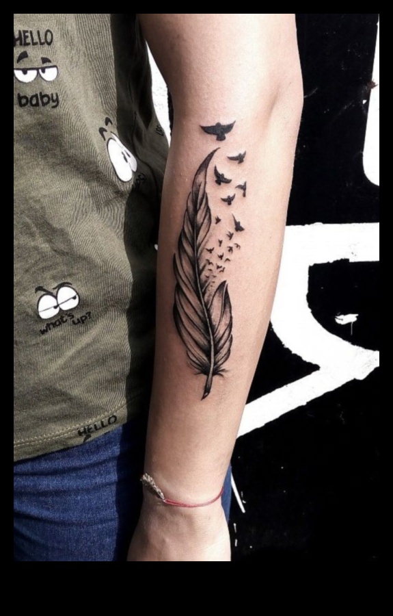 דיו חינני: תחכום בתצוגה עם קעקועים על שורש כף היד